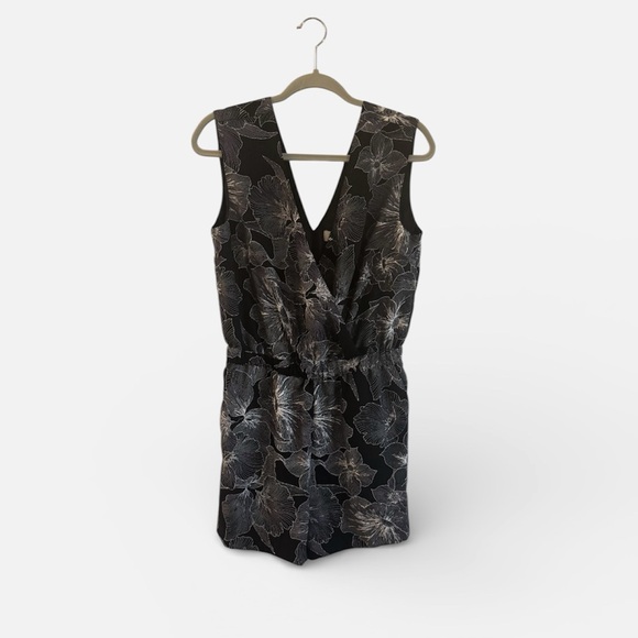 LOFT Black Floral V-Neck Romper - Picture 2 of 3